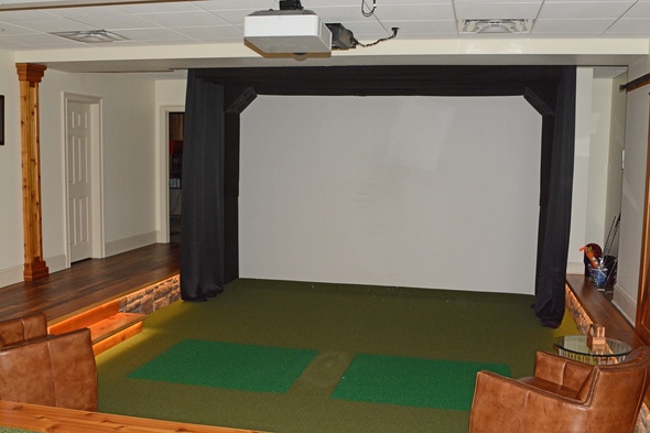 Toronto Indoor Putting Green Simulator