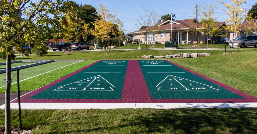 Georgian&#32;Village&#32;Shuffleboard